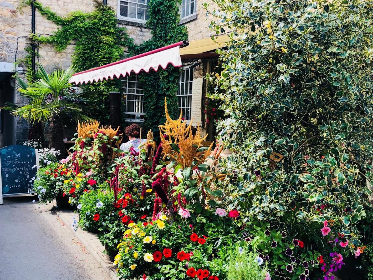 Porters Coffee Shop And B&B Helmsley Exterior foto
